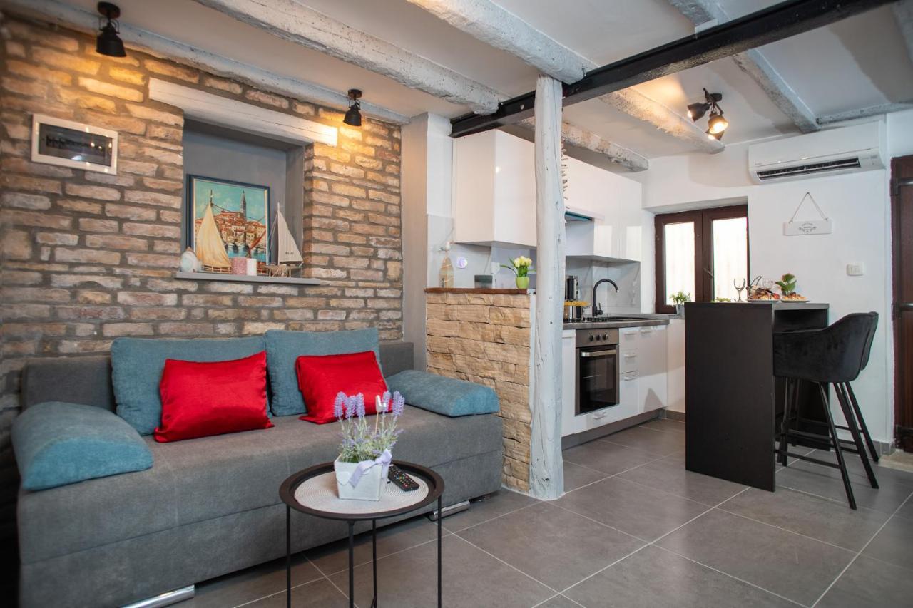 Old Rubinum Apartment Ровинь Экстерьер фото